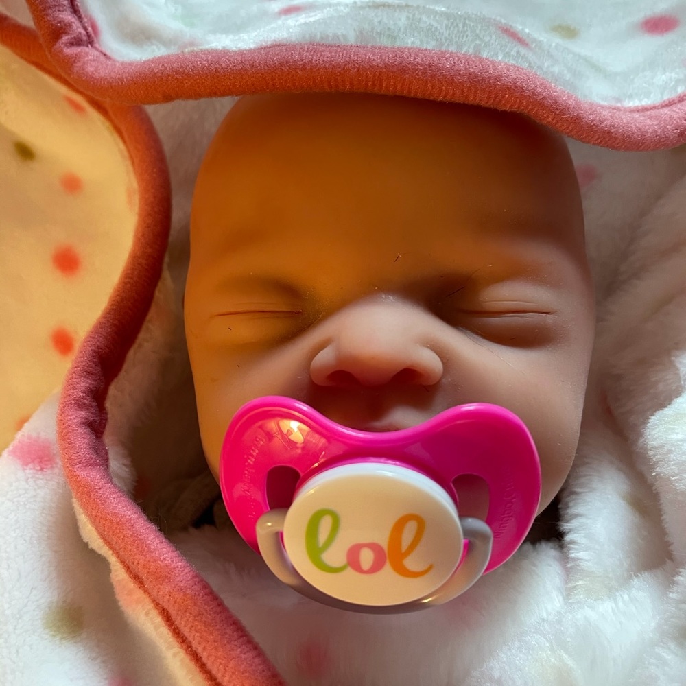 Vollence 18in 8.3lbs Full Silicone Reborn Baby